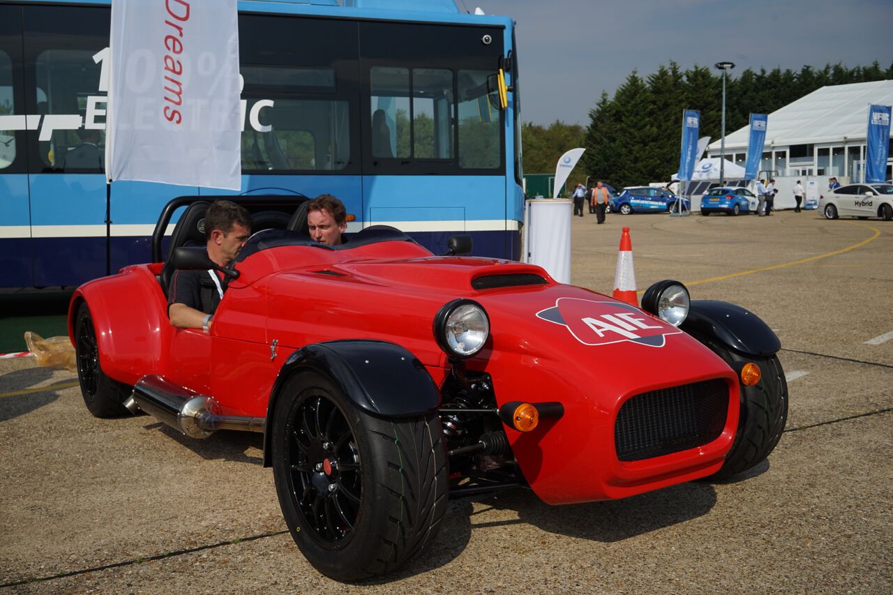 First British Rotary Engine Sports Car Makes Historic Debut